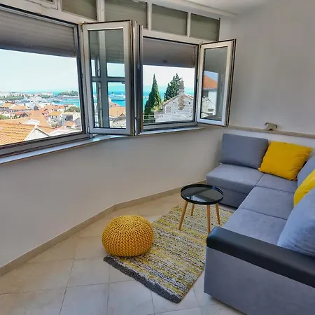 Mana2 Centre Apartment